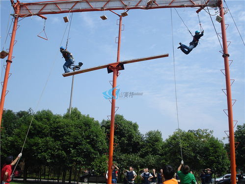 激情凝聚，共贏未來——XX保險(xiǎn)公司體驗(yàn)式戶外拓展活動(dòng)主持稿