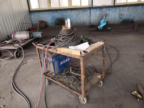 電焊機(jī)三相電源的正確接線方法與安全操作指南